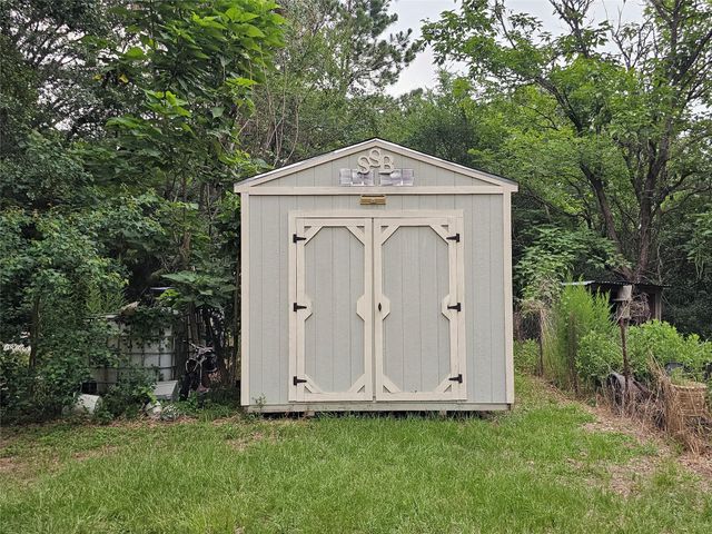 10299 Cox Lane, Plantersville, TX 77363