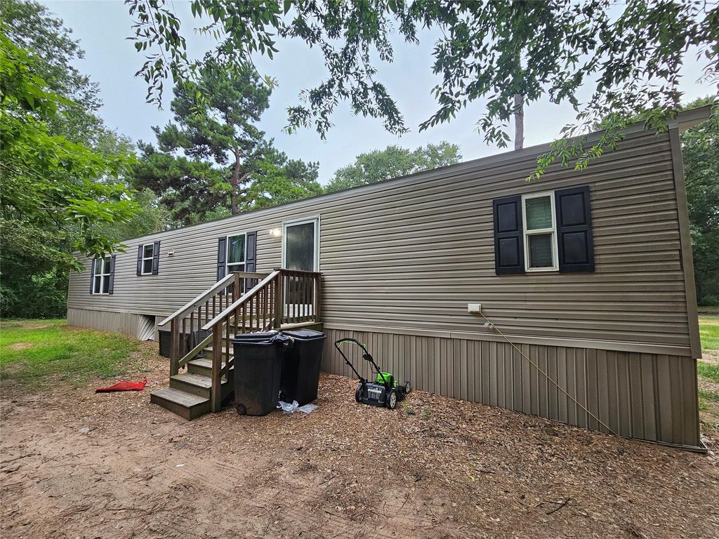 10299 Cox Lane, Plantersville, TX 77363