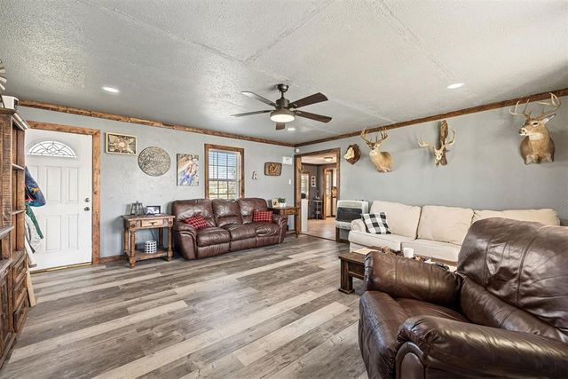 131 S Willow, Stratford, OK 74872