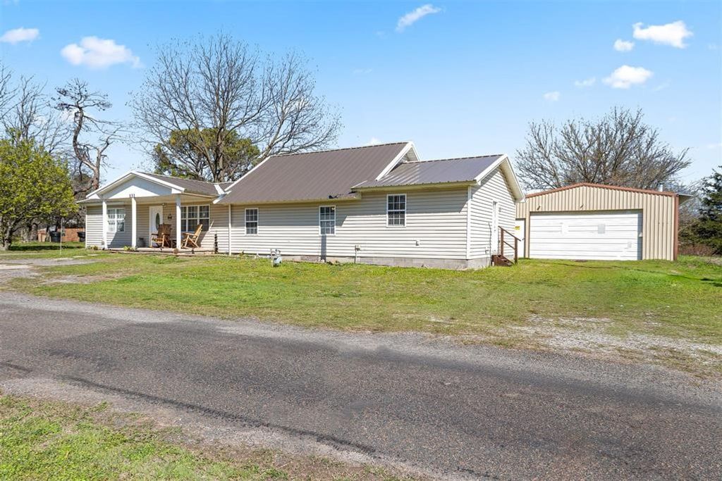 131 S Willow, Stratford, OK 74872