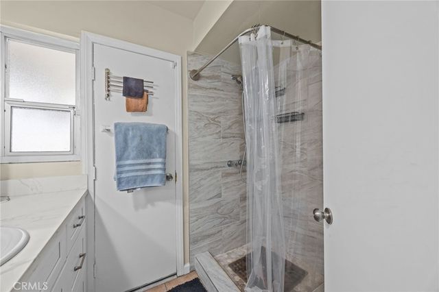 620 Snead Drive, Hemet, CA 92543
