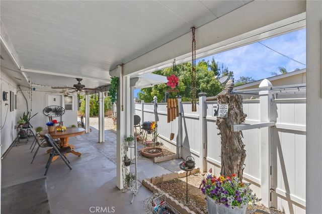 620 Snead Drive, Hemet, CA 92543