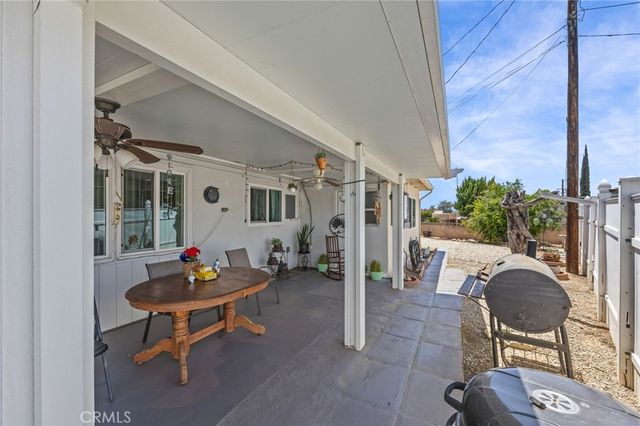 620 Snead Drive, Hemet, CA 92543