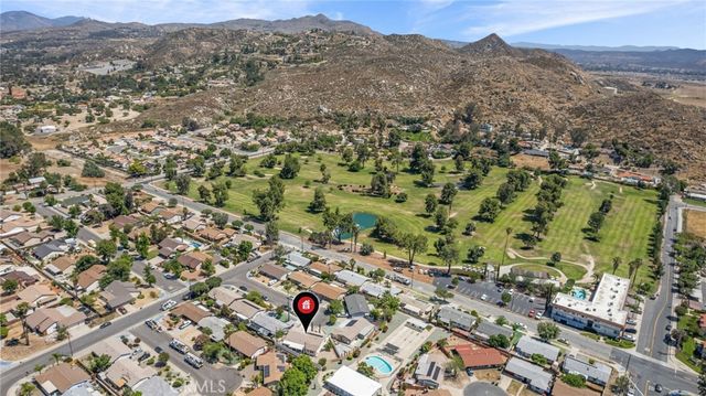 620 Snead Drive, Hemet, CA 92543