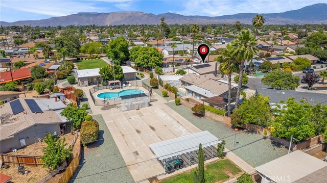 620 Snead Drive, Hemet, CA 92543