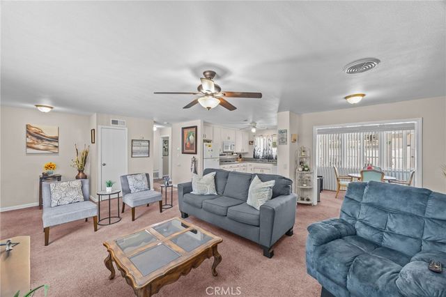 620 Snead Drive, Hemet, CA 92543