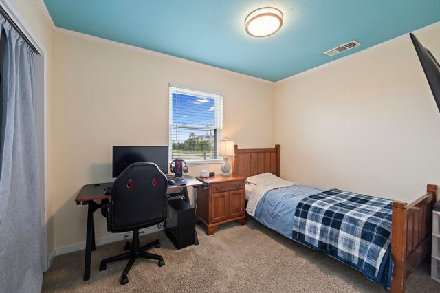 944 Tiki Drive, Tiki Island, TX 77554