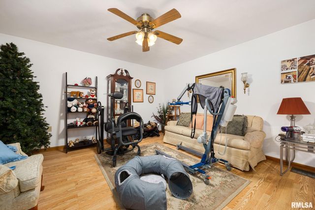 13931 2ND Street, Pekin, IL 61554