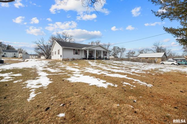 13931 2ND Street, Pekin, IL 61554