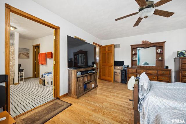 13931 2ND Street, Pekin, IL 61554