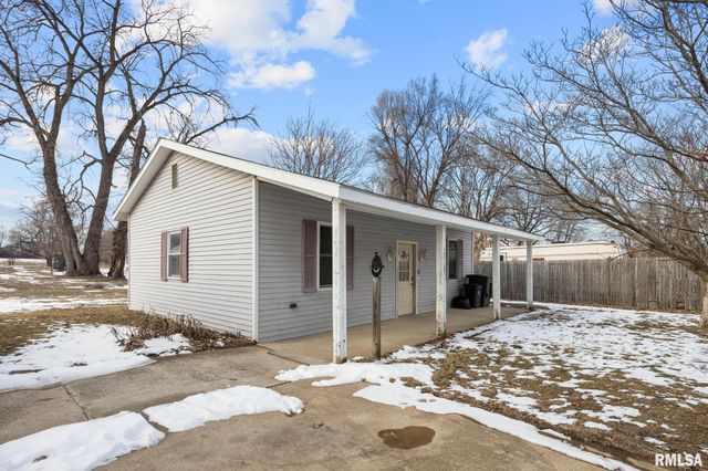 13931 2ND Street, Pekin, IL 61554