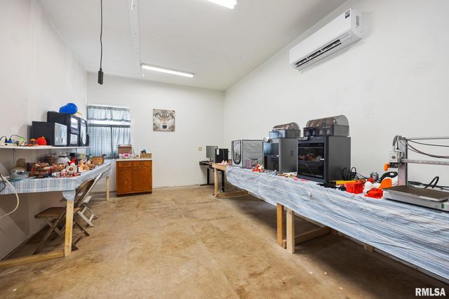 13931 2ND Street, Pekin, IL 61554