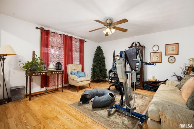 13931 2ND Street, Pekin, IL 61554