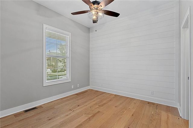 22275 W 98th Terrace, Lenexa, KS 66220