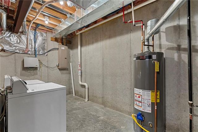 22275 W 98th Terrace, Lenexa, KS 66220