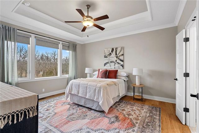 22275 W 98th Terrace, Lenexa, KS 66220