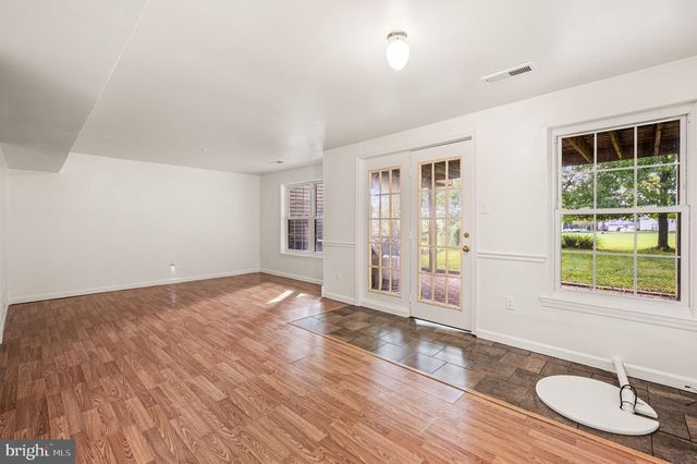 32 PARKVIEW WAY, Newtown, PA 18940