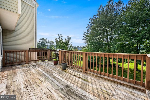 32 PARKVIEW WAY, Newtown, PA 18940