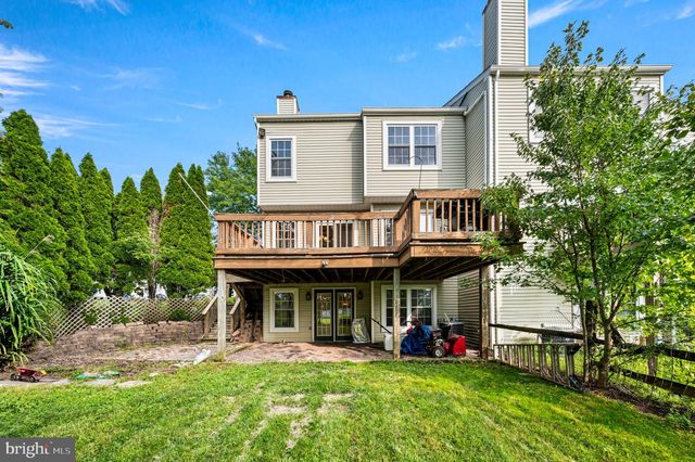 32 PARKVIEW WAY, Newtown, PA 18940