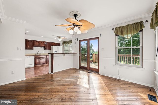 32 PARKVIEW WAY, Newtown, PA 18940