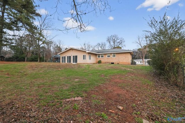 3110 S Nevel Circle NW, Huntsville, AL 35810