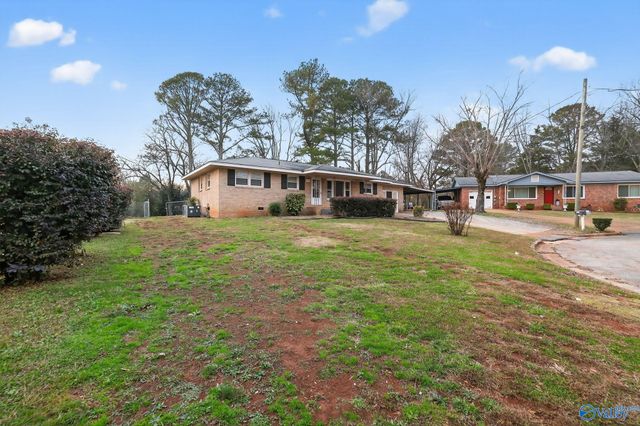 3110 S Nevel Circle NW, Huntsville, AL 35810