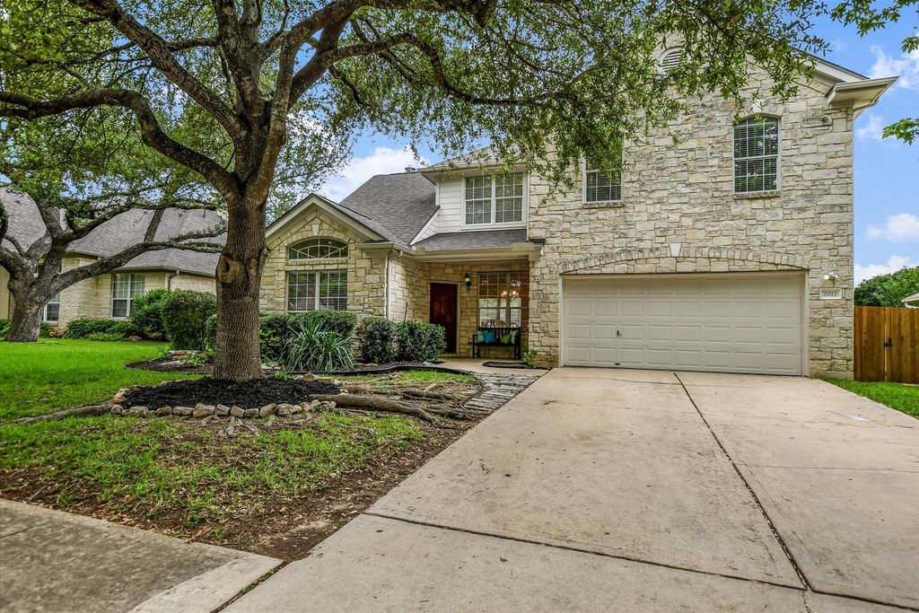 2012 Wood Glen DR, Round Rock, TX 78681