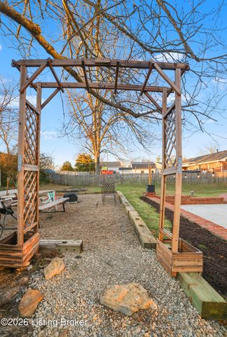790 Allin Dr, Harrodsburg, KY 40330