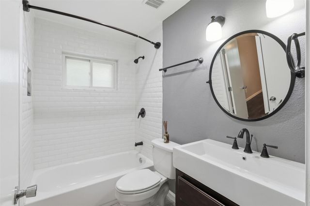 10130 Woodwick Street, Houston, TX 77016
