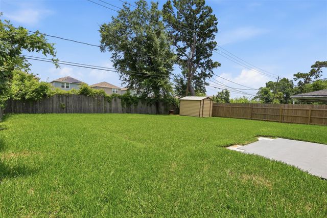 10130 Woodwick Street, Houston, TX 77016