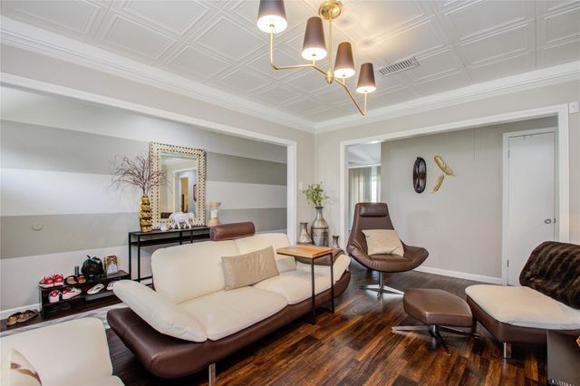 10130 Woodwick Street, Houston, TX 77016