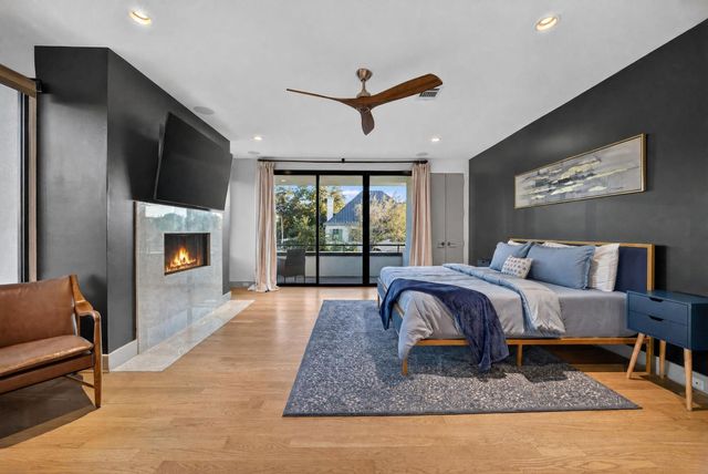 6002 Valley Forge Drive, Houston, TX 77057