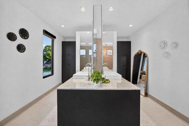 6002 Valley Forge Drive, Houston, TX 77057