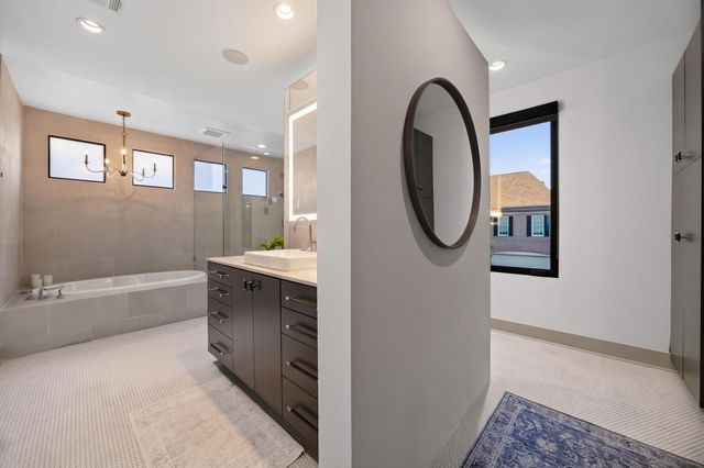 6002 Valley Forge Drive, Houston, TX 77057
