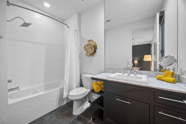 6002 Valley Forge Drive, Houston, TX 77057