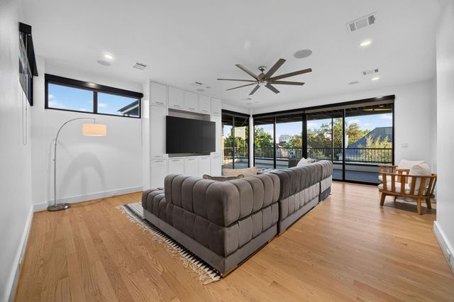 6002 Valley Forge Drive, Houston, TX 77057