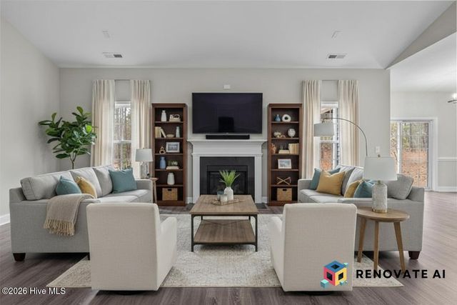 286 Longleaf Drive, West End, NC 27376