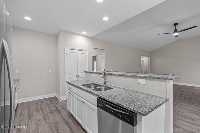 286 Longleaf Drive, West End, NC 27376