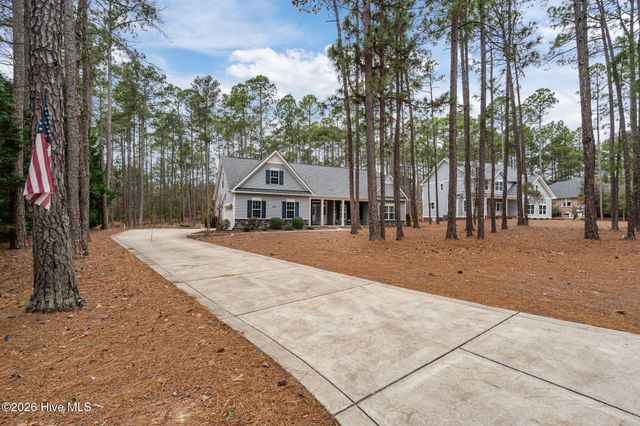 286 Longleaf Drive, West End, NC 27376