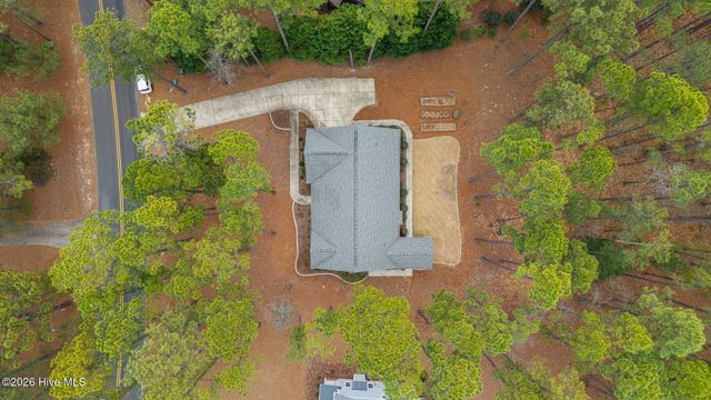 286 Longleaf Drive, West End, NC 27376