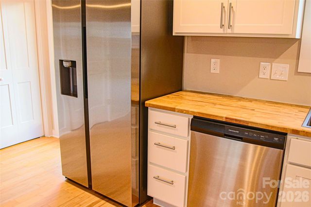 110 Lager Lane, Asheville, NC 28806