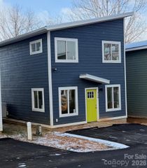 110 Lager Lane, Asheville, NC 28806