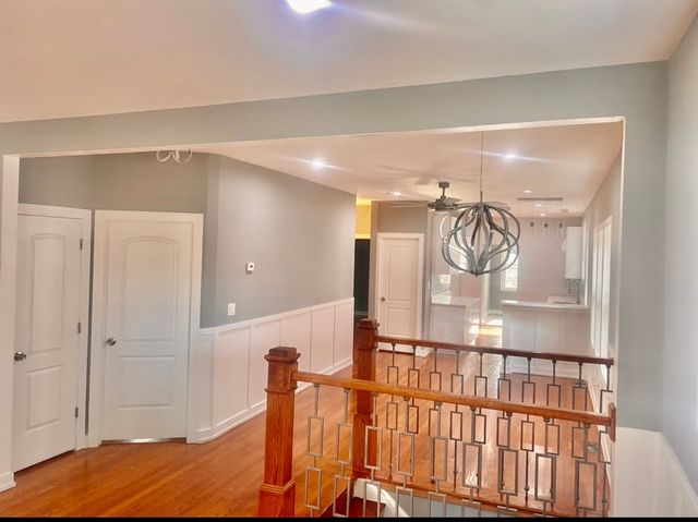 7806 S Rhodes Avenue, Chicago, IL 60619