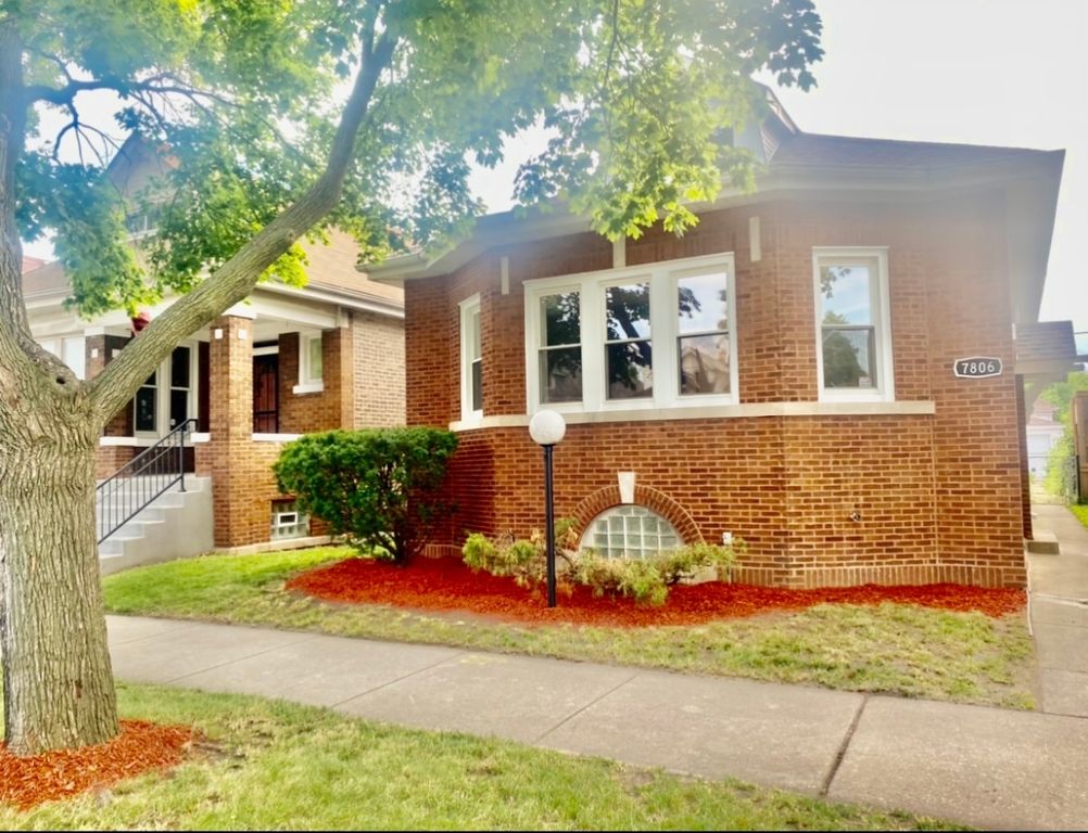 7806 S Rhodes Avenue, Chicago, IL 60619