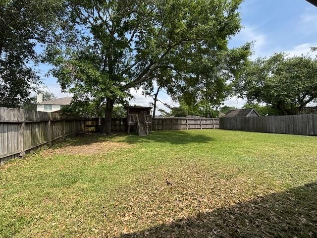 3119 Pilgrims Point Lane, Pearland, TX 77581