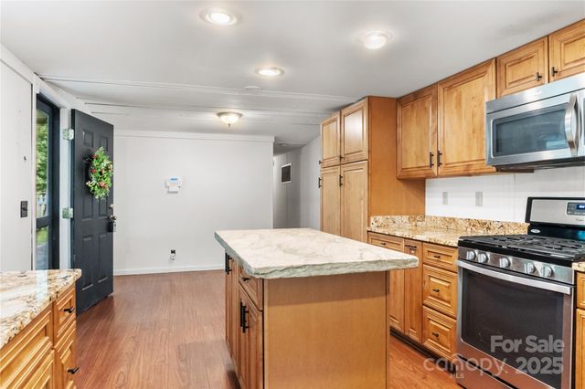 454 Hummingbird Lane, Franklin, NC 28734
