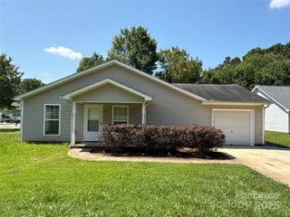 3211 Hubbard Road, Charlotte, NC 28269