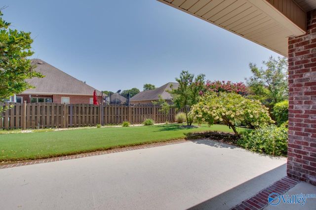 2505 Caldwell Park Court, Owens Cross Roads, AL 35763