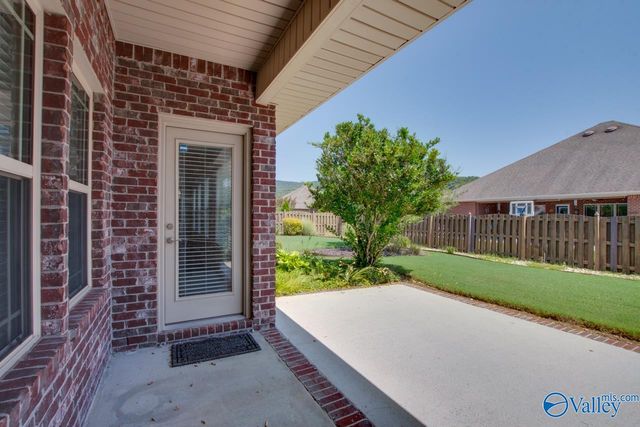 2505 Caldwell Park Court, Owens Cross Roads, AL 35763