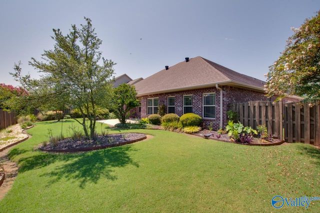 2505 Caldwell Park Court, Owens Cross Roads, AL 35763